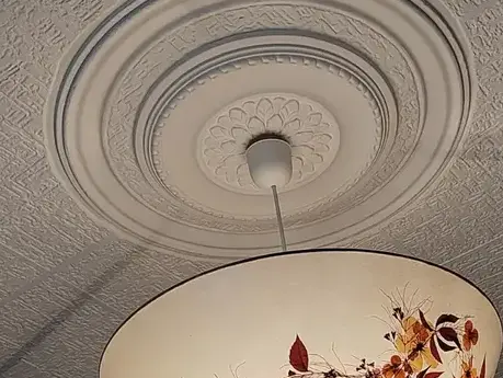 pose de moulure à Sainte-Hermine - image 3